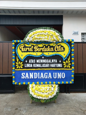Papan Bunga Duka di Manado Tua Dua